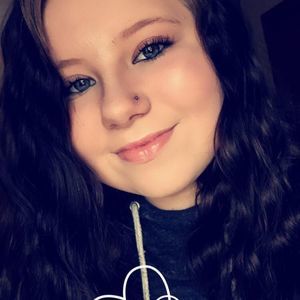 Meet your Posher, Jade